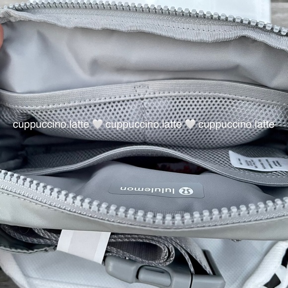 🤍NWT🤍Lululemon Athletica Everywhere Belt Bag Large in ‘Silver Drop’ - Picture 4 of 15